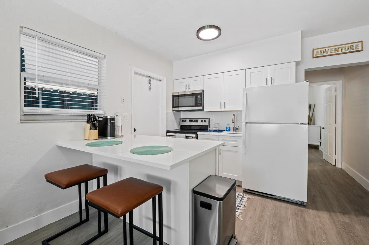 Comfy Bnb W/ King Bed + Work/Travel + Beach 8 Min Hallandale Beach Esterno foto